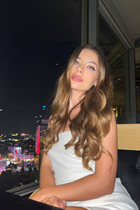 Beautiful woman of ukrainian yana from odessa with Light Brown hair age 24 photo-31