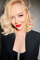 Pretty ukrainian lady uliana from paris with Blonde hair age 25 photo-1
