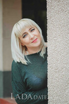Moldovan lady ludmila from bender with Blonde hair age 51 photo-5