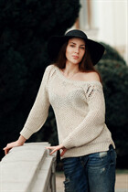 Single Russian girl evgeniia from yalta with Light Brown hair age 36 photo-2