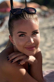Ukrainian beauty tatiana from odessa with Light Brown hair age 30