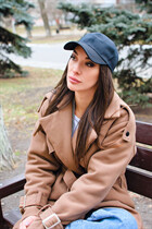 Pretty girl valeria from miami with Dark Brown hair age 39 photo-5