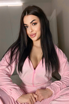 Ukrainian bride kateryna from kyiv with Black hair age 26 photo-4