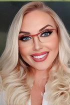 Mariée de kusadasi nataliia avec Blanc gris cheveux, âge 55 photo-1