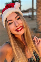 Stunning Ukrainian girl karina from kharkov with Light Brown hair age 29 photo-5