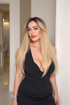 Bride from dubai alevtina with Blonde hair age 47 photo-9