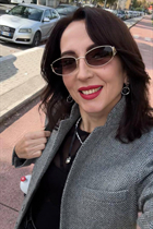 Girl from gualdo tadino iryna with Dark Brown hair age 47 photo-14