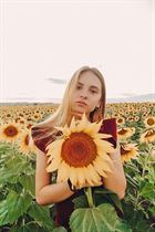 Beautiful ukrainian girl yuliia from lviv with Light Brown hair age 24 photo-3