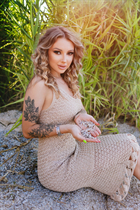 Meet Ukrainian girl veronika from nikolaev with Black hair age 24 photo-24