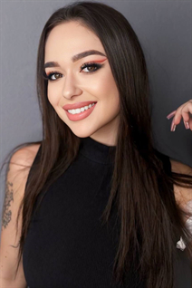 Ukrainian bride albina from kiev with Black hair age 22