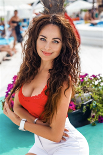 Beautiful ukrainian bride lidiya from london with Dark Brown hair age 54