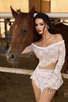 Perfect woman kata from warsaw with Dark Brown hair age 40 photo-1