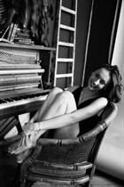 Ukrainian lady ekaterina from odessa with Dark Brown hair age 31 photo-6