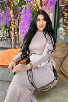 Superbe mariée ukrainienne luiza de kharkov avec Noirs cheveux, âge 31 photo-8