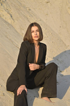 Mariée d'Ukraine anastasia de lviv avec Chatain clairs cheveux, âge 26 photo-4