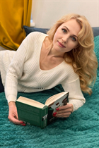 Date ukrainian tatiana from dnepr with Blonde hair age 51 photo-34