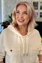 alicante bride tatiana with Blonde hair age 58 photo-8