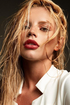 Brazilian girl valentina from belo horizonte with Blonde hair 25 years old photo-18