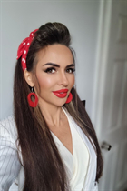 Rencontre une femme ukrainienne olena de london avec Brunette cheveux, âge 44 photo-1