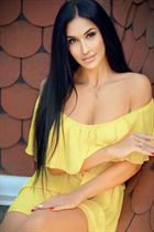 Date fille ukrainienne viktoriia de kharkov avec Noirs cheveux, âge 41 photo-1