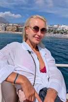 Beautiful woman of Ukraine julia from madrid with Blonde hair age 51 photo-5