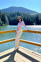 Mariée ukrainienne oksana de lviv avec Noirs cheveux, âge 26 photo-6