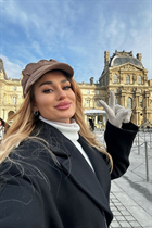 Gorgeous Ukrainian woman elina from kiev with Blonde hair age 31 photo-2