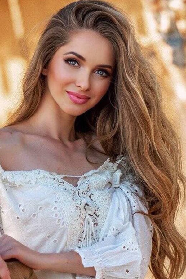 Gorgeous Anastasia Y O From Kiev With Light Brown Hair Id Ukrainian Brides