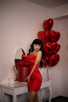 Ukrainian bride kris from chernivtsi with Black hair age 27 photo-5