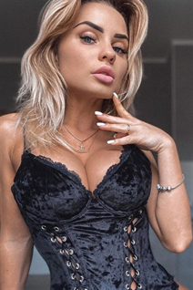 Beautiful ukrainian woman alina from kiev with Blonde hair age 28