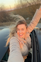 Beautiful Ukrainian woman oksana from rivne with Blonde hair age 36 photo-7