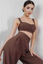 Stunning Russian woman anna from saint-petersburg with Dark Brown hair age 28 photo-18