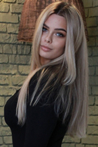 Novia de vienna svetlana con pelo Rubio y edad 24 photo-7