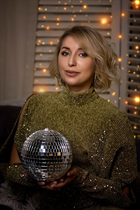 Beautiful single ukrainian woman irina from rivne with Blonde hair age 38 photo-8