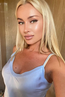 Superbe femme ukrainienne ekaterina de odessa avec Blond cheveux, âge 35