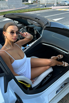 bali bride iryna with Light Brown hair age 28 photo-11