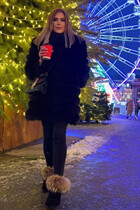 Dating a ukrainian woman alina from kiev with Black hair age 31 photo-7