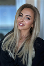 Mariée de alicante dariia avec Chatain clairs cheveux, âge 38 photo-5