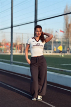 Dating a moldovan girl irina from tiraspol with Light Brown hair age 28 photo-31
