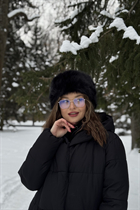 Salir con chica ucraniana sofia de kharkiv con pelo Marrón claro y edad 28 photo-1