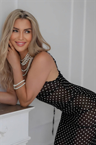 Femme parfaite iryna de bratislava avec Blond cheveux, âge 47 photo-5