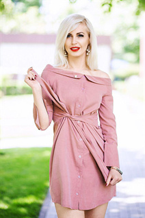 Ukrainian mail order bride tatyana from krivoy rog with Blonde hair age 41