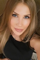 Bride from tallinn svetlana with Blonde hair age 34 photo-19