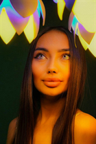 Pretty girl valeria from bali with Dark Brown hair age 30 photo-3