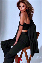 Novia de montreal elizaveta con pelo Marrón claro y edad 38 photo-6