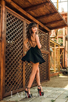 Moldovan woman diana from ribnitsa with Dark Brown hair age 33 photo-13