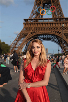 paris bride ruslana with Blonde hair age 43 photo-32