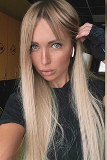 Women of ukraine alyona from kharkov with Blonde hair age 32