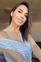 Romanian woman alexandra from bucurest with Dark Brown hair 35 years old photo-7