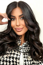 Dama de Ucrania anastasia de kropivnitskiy con pelo Marrón oscuro y edad 31 photo-1